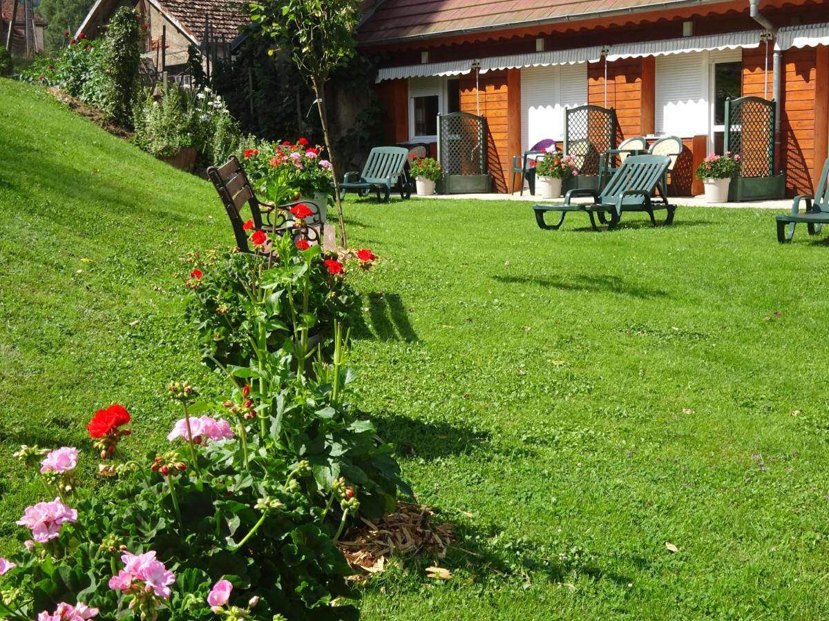 Logis Hotel Restaurant La Petite Auberge Alsace Le Hohwald Bagian luar foto
