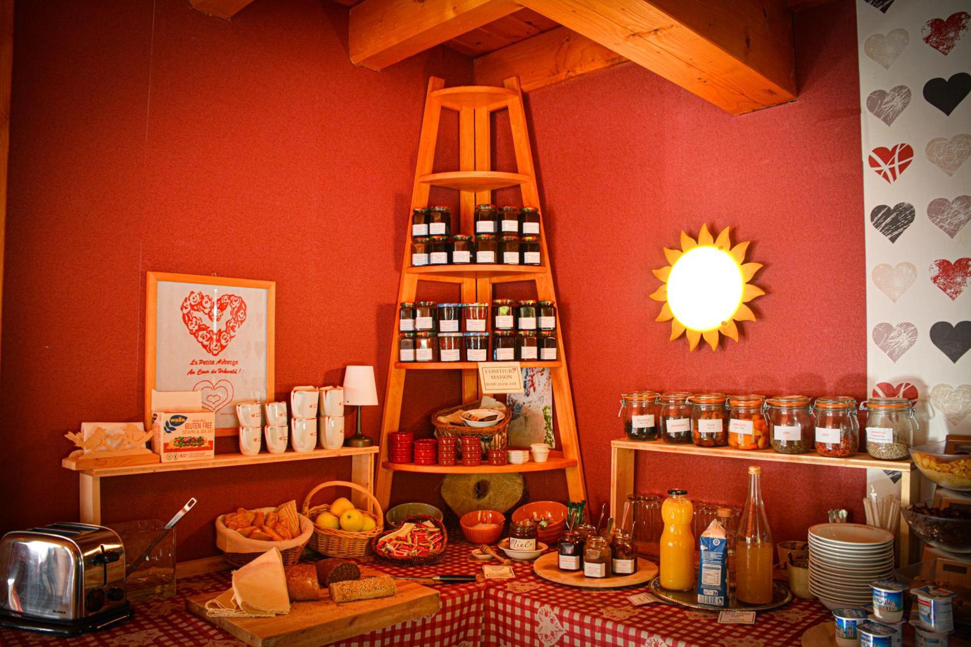 Logis Hotel Restaurant La Petite Auberge Alsace Le Hohwald Bagian luar foto