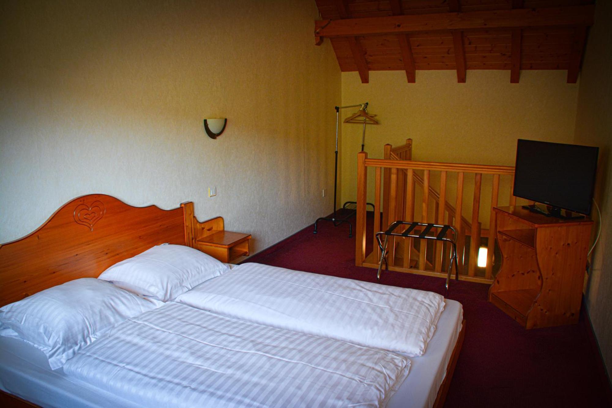 Logis Hotel Restaurant La Petite Auberge Alsace Le Hohwald Bagian luar foto